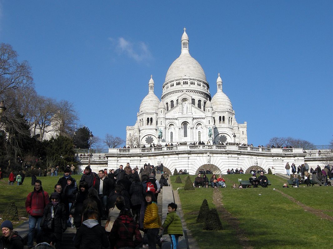 Paris Basilica of the Sacre Coeur 04 Climbing Steps To The Basilica 